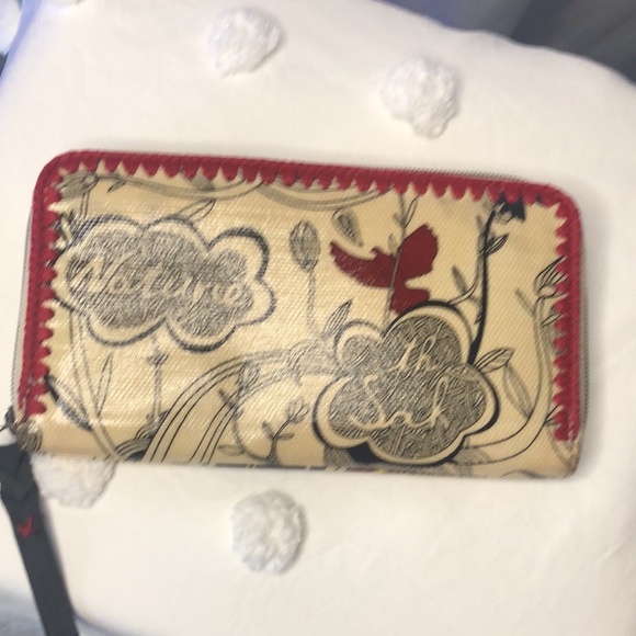 SAKROOTS colorful bird printed wallet. - Picture 2 of 10